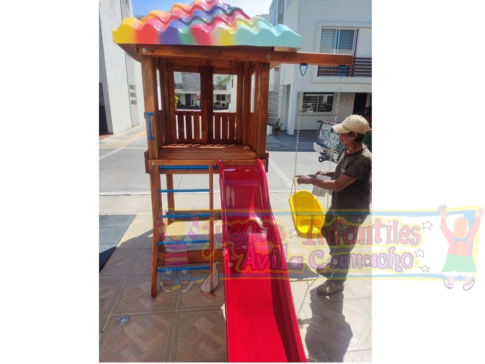 TORRE SENCILLA CON 1 COLUMPIO ASIENTO BEBÉ
•1 Resbaladilla  1.20 de alto
•1 columpio con opción de asiento de bebe o normal
•Escalera
•Toldo en lona o fibra de vidrio
